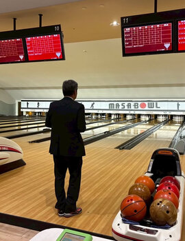 2025-ball1.jpg
