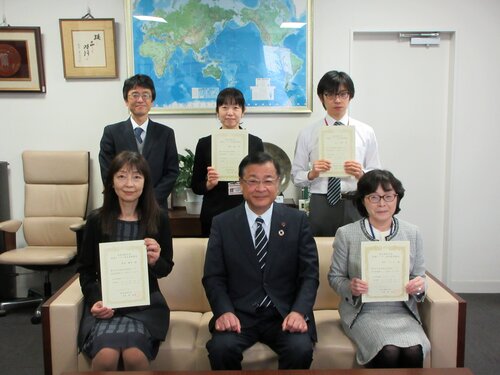 tp_ninteiyakuzaishi_220317.jpg.JPG